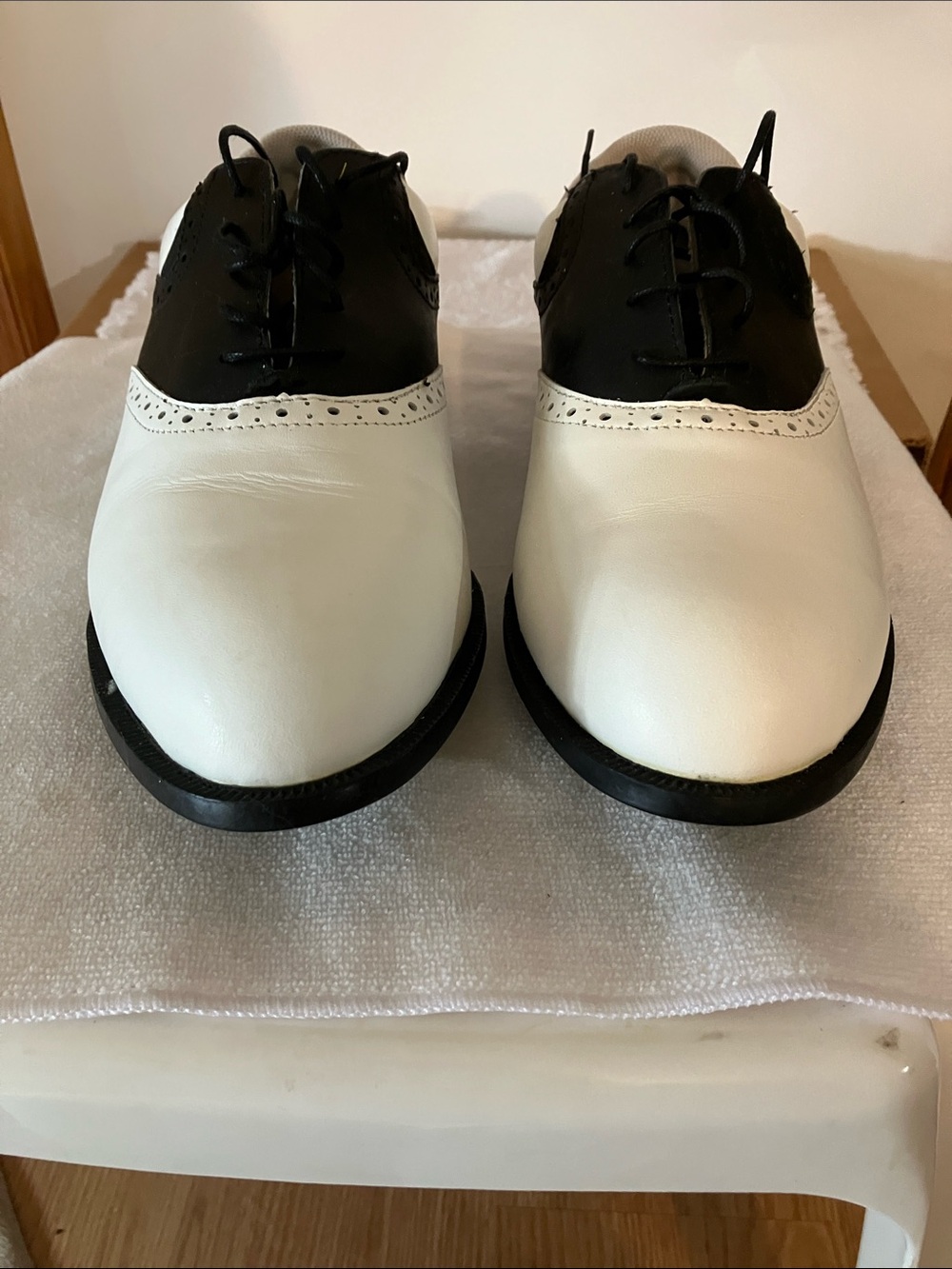 Hush puppies Vintage Men’s 11 1/2 D Black & White Saddle Metal Cleats Golf Shoes